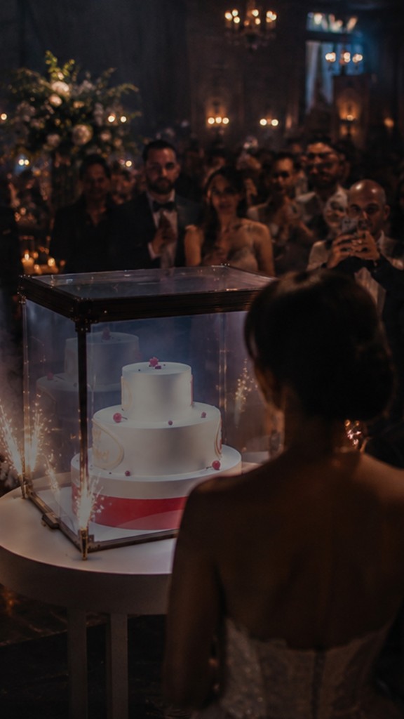 Mysterious object and anticipation at the wedding ceremony